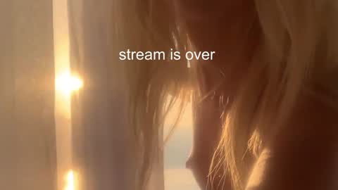 hi im Janasmall boobs big heart  warm pussy  online show from 02.08.25