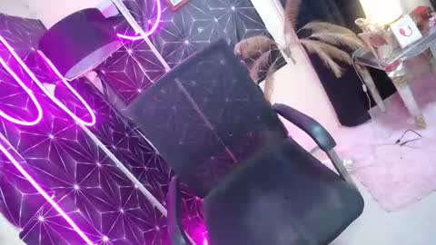 Kyla online show from 05.09.26