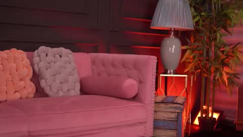 Snapshot of odettebensen chatting on 12.15.25 Odette online show from 12.15.25