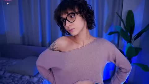 Thea online show from 10.29.25