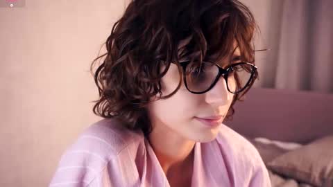 Thea online show from 12.20.25