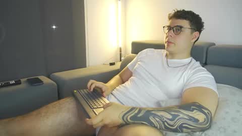 Snapshot of odin_blake chatting on 02.13.25 ODIN online show from 02.13.25