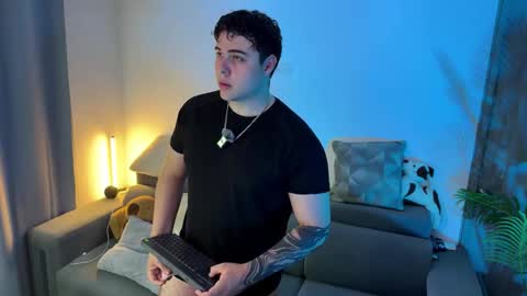 Snapshot of odin_blake chatting on 10.15.25 ODIN online show from 10.15.25