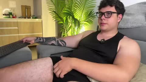 Snapshot of odin_blake chatting on 04.05.26 ODIN online show from 04.05.26