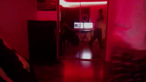 Snapshot of officialmoneyxxx chatting on 11.20.25 Money online show from 11.20.25