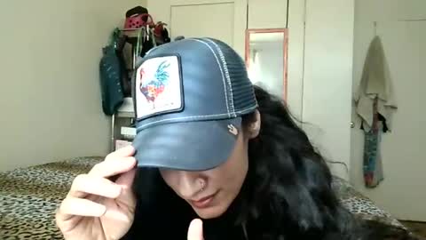 Snapshot of oglitcouple chatting on 02.10.25 Lit en Cama online show from 02.10.25