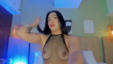 Holly online show from 12.20.25