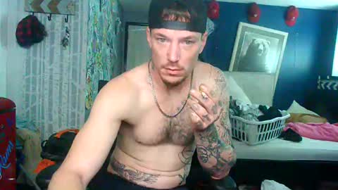 who dares  toss me some  tips lets have fun online show from 11.26.25