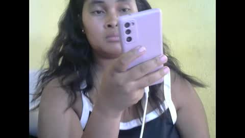 Snapshot of ohaniyh chatting on 12.16.25 ohaniyh online show from 12.16.25