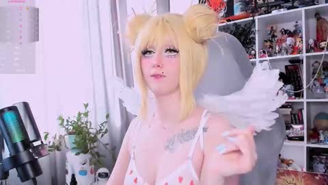 Snapshot of ohclementinee chatting on 02.14.26 Clementine Clem online show from 02.14.26