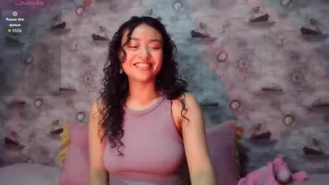 Snapshot of ohdaisy1 chatting on 10.31.25 Nina online show from 10.31.25