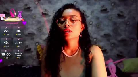 Nina online show from 12.16.25