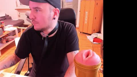 Snapshot of ohihoe92 chatting on 09.26.25 Chris online show from 09.26.25