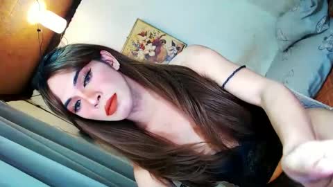IM CHIE  DONT FORGET TO FOLLOW ME  MAKE ME SMILE HERE  THUMB UP FOR 25TOK  online show from 01.06.26