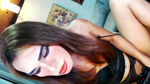 IM CHIE  DONT FORGET TO FOLLOW ME  MAKE ME SMILE HERE  THUMB UP FOR 25TOK  online show from 06.14.26