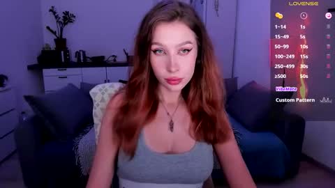 Snapshot of ohmymiami_ chatting on 09.11.25 Light online show from 09.11.25