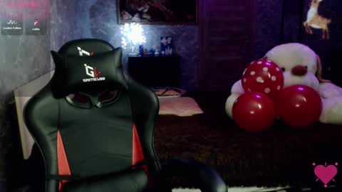 Eve every day Moscow time from 8 am to 16 pm online show from 02.11.25