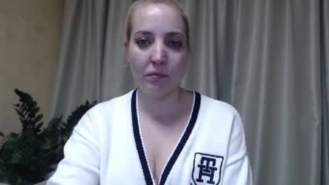 Mari online show from 03.09.25