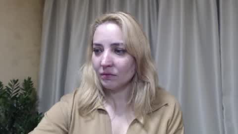 Mari online show from 03.10.26