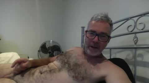 Snapshot of oiledcouple1 chatting on 11.16.25 oiledcouple1 online show from 11.16.25