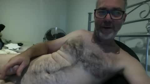 Snapshot of oiledcouple1 chatting on 11.17.25 oiledcouple1 online show from 11.17.25