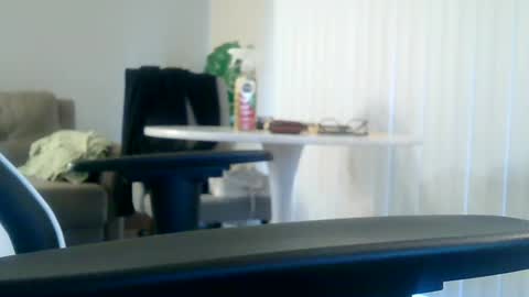 Snapshot of oilonmyballs chatting on 09.17.25 WATCH ME PUT OIL ON MY BALLS online show from 09.17.25