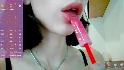 Snapshot of oirun_ chatting on 01.14.25 Taiyu Yoshiwara online show from 01.14.25