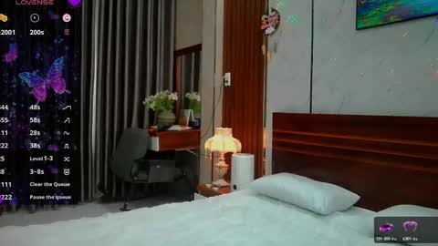 Snapshot of oirun_ chatting on 02.14.25 Taiyu Yoshiwara online show from 02.14.25