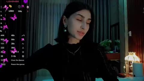 Snapshot of oirun_ chatting on 02.18.25 Taiyu Yoshiwara online show from 02.18.25