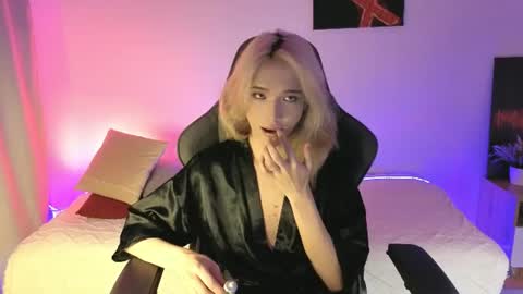 Snapshot of okerriella chatting on 06.13.26 Ami online show from 06.13.26