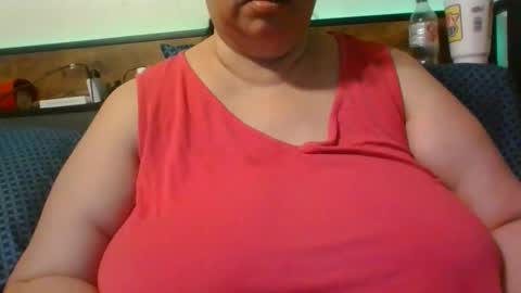 Snapshot of okiecpl82 chatting on 01.18.25 okiecpl online show from 01.18.25