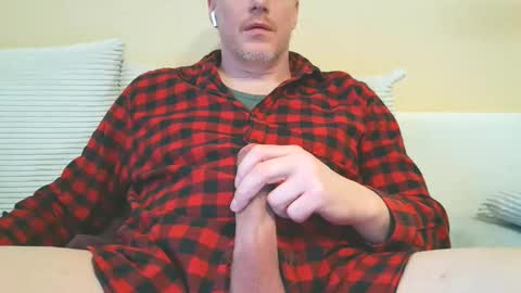 Snapshot of olavdelux chatting on 02.16.26 olavdelux online show from 02.16.26