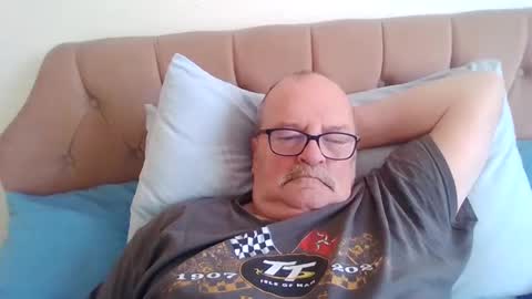 old_fkr online show from 12.25.24