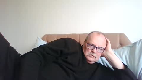 old_fkr online show from 03.04.25