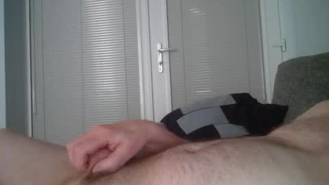 Snapshot of oldandgrey123 chatting on 09.30.25 HeyIts Just Me online show from 09.30.25