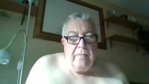 Snapshot of oldcock65uk chatting on 12.16.25 Fergus online show from 12.16.25