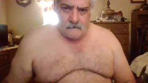 Snapshot of oldcockforyngladies chatting on 11.09.25 oldcockforyngladies online show from 11.09.25