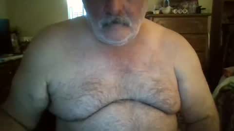 Snapshot of oldcockforyngladies chatting on 11.21.25 oldcockforyngladies online show from 11.21.25