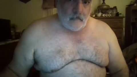 Snapshot of oldcockforyngladies chatting on 12.01.25 oldcockforyngladies online show from 12.01.25