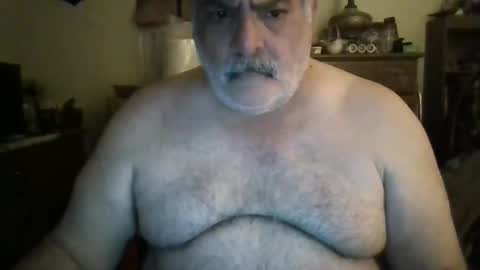 Snapshot of oldcockforyngladies chatting on 01.06.26 oldcockforyngladies online show from 01.06.26