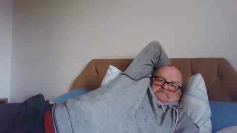 oldfkr69 online show from 03.04.26