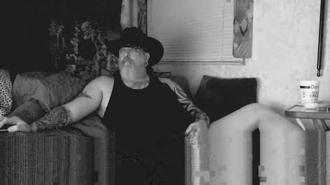 Snapshot of oldskoolll chatting on 02.09.26 oldskoolll online show from 02.09.26