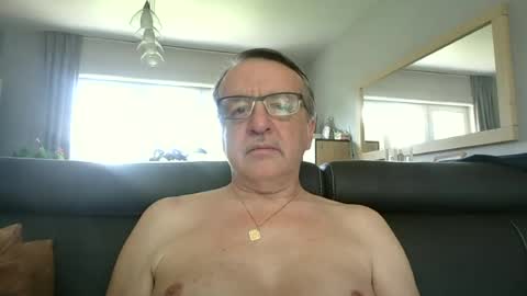 oldtimer160162493 online show from 06.16.26
