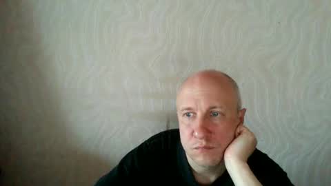 Snapshot of oleg365 chatting on 04.03.26 figaro online show from 04.03.26
