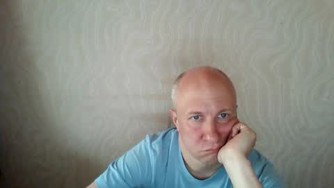 Snapshot of oleg365 chatting on 04.09.26 figaro online show from 04.09.26