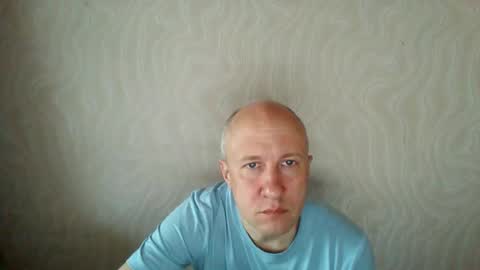 Snapshot of oleg365 chatting on 04.13.26 figaro online show from 04.13.26