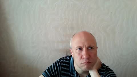 Snapshot of oleg365 chatting on 04.17.26 figaro online show from 04.17.26