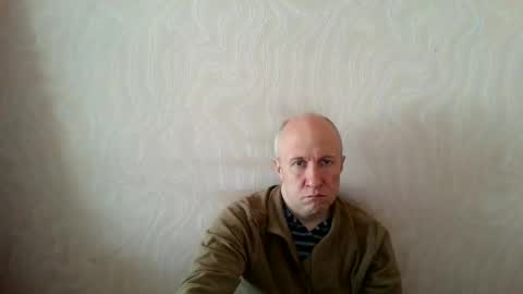 Snapshot of oleg365 chatting on 04.25.26 figaro online show from 04.25.26