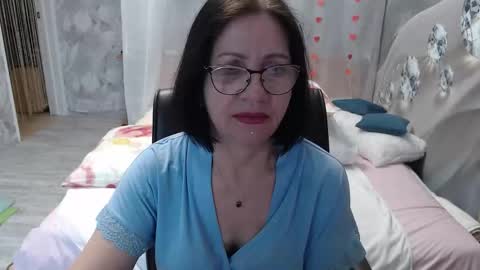 Snapshot of olgahottie chatting on 03.26.26 OlgaHottie online show from 03.26.26