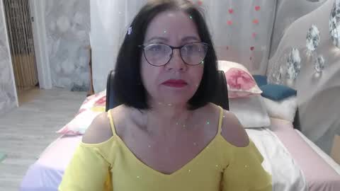 Snapshot of olgahottie chatting on 04.12.26 OlgaHottie online show from 04.12.26